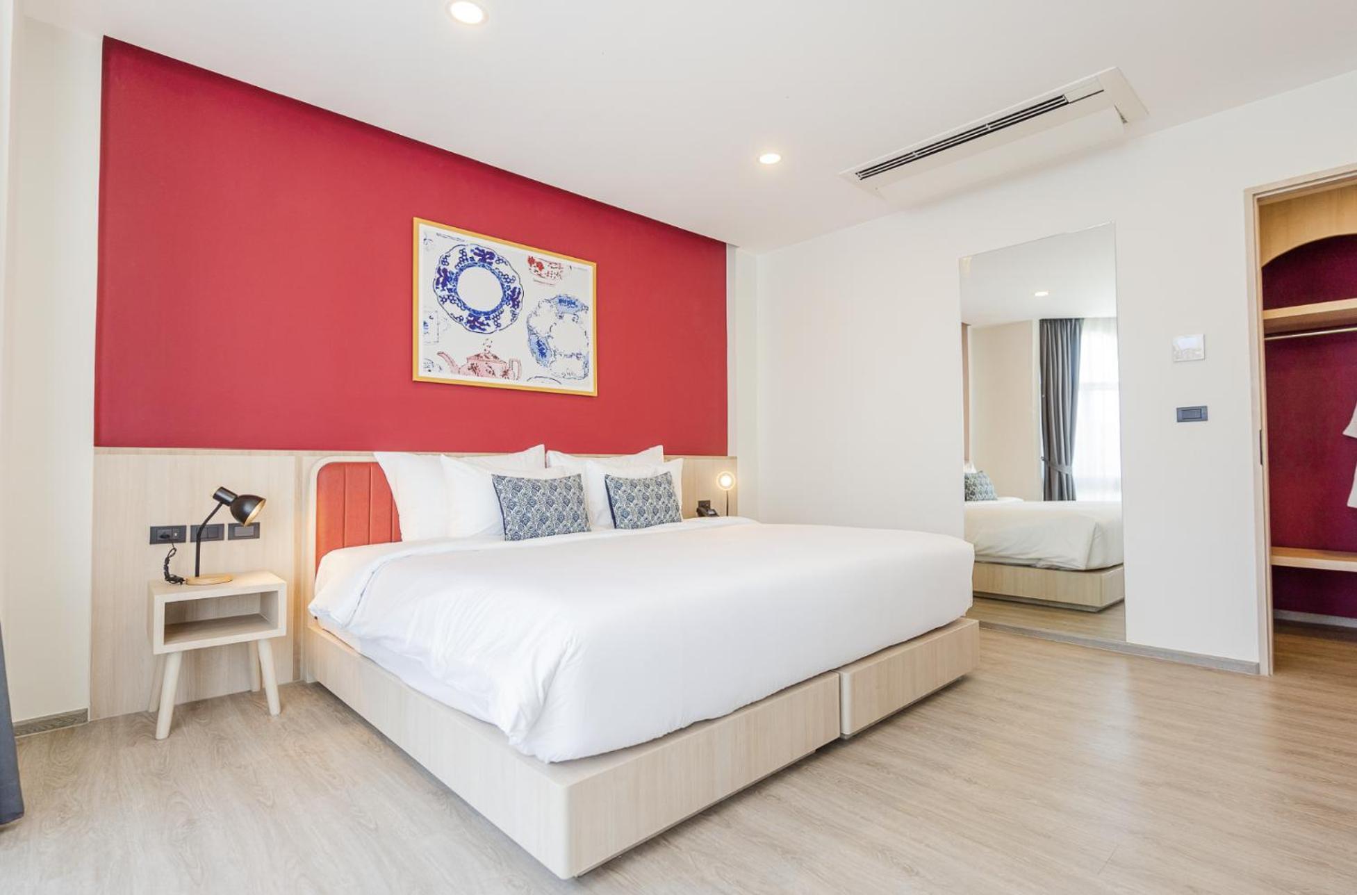 Hotel Midtown Ratsada Phuket Exterior foto