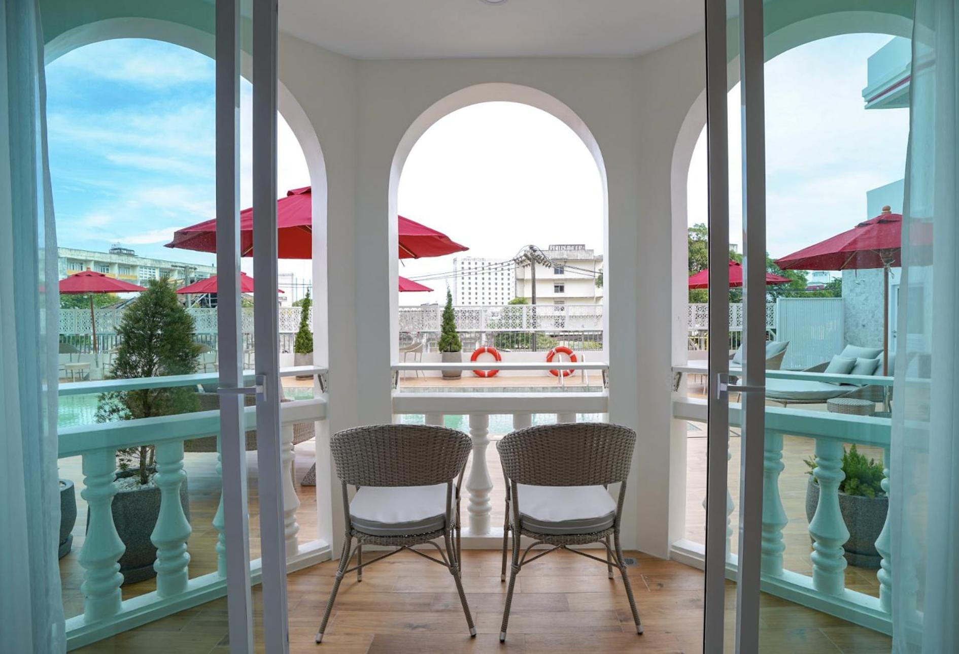 Hotel Midtown Ratsada Phuket Exterior foto