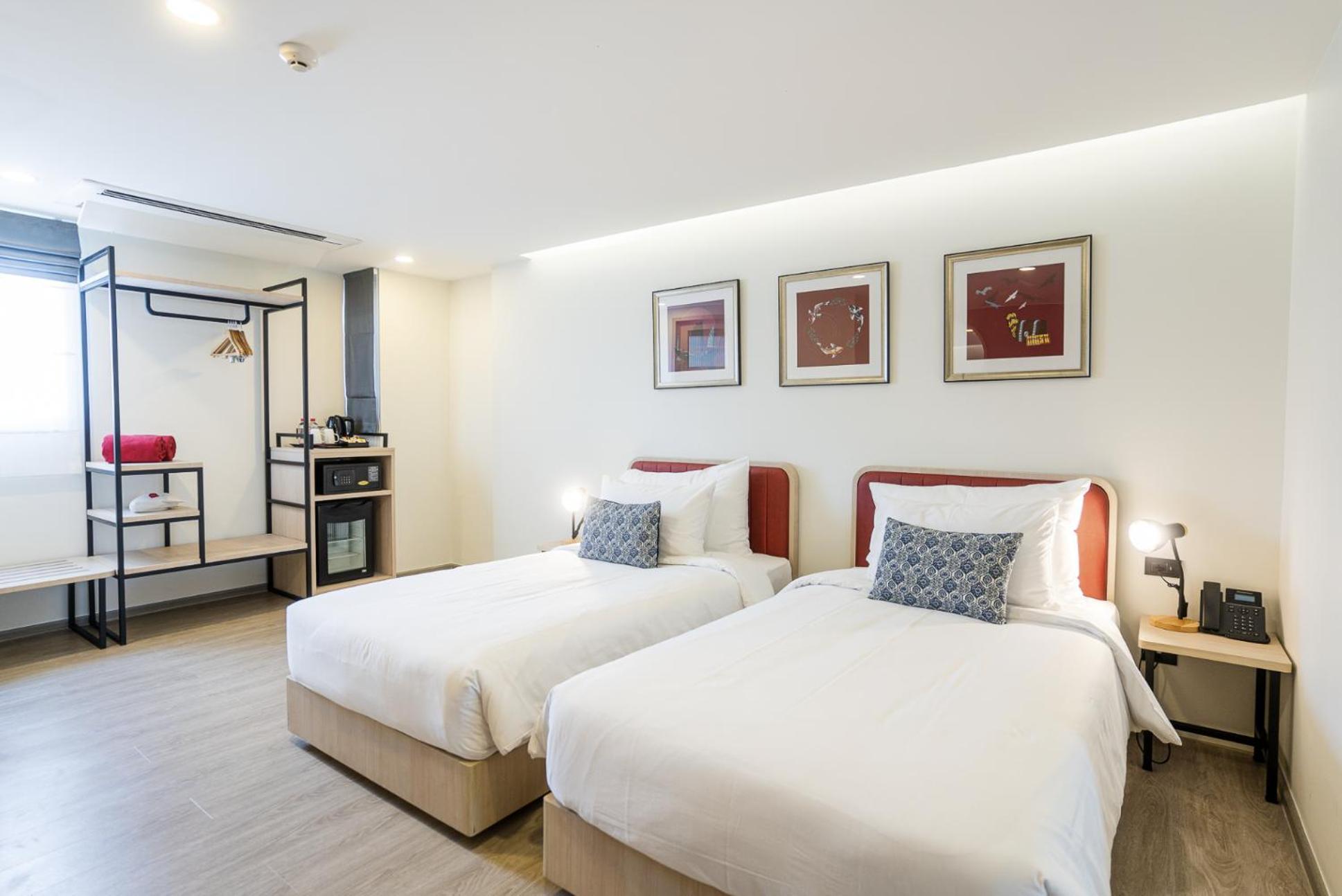 Hotel Midtown Ratsada Phuket Exterior foto